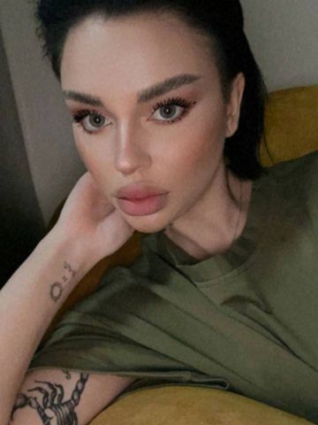 Проститутка Амелия